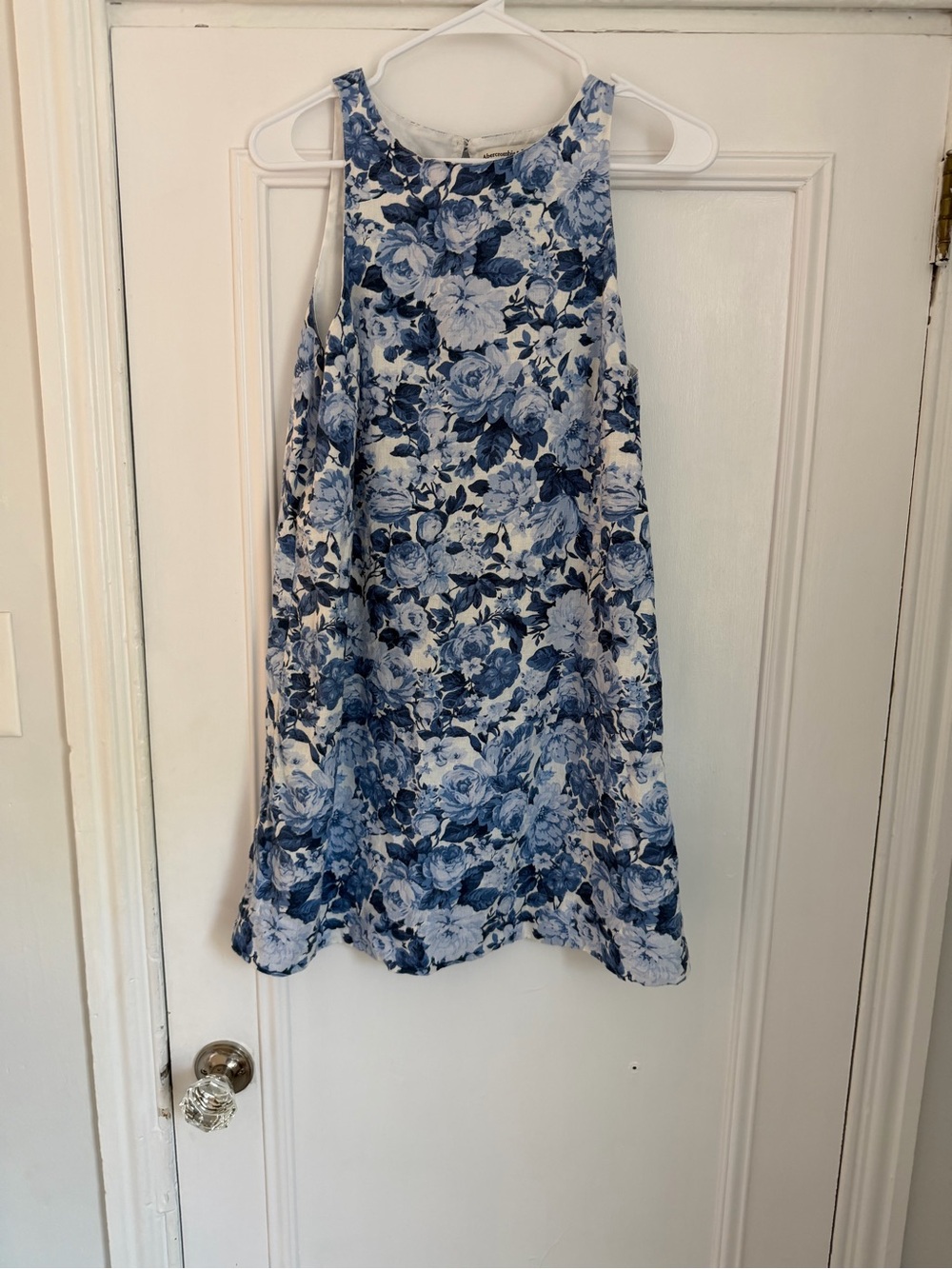 Abercrombie & Fitch Blue and White Floral Halter Dress - Picture 3 of 5